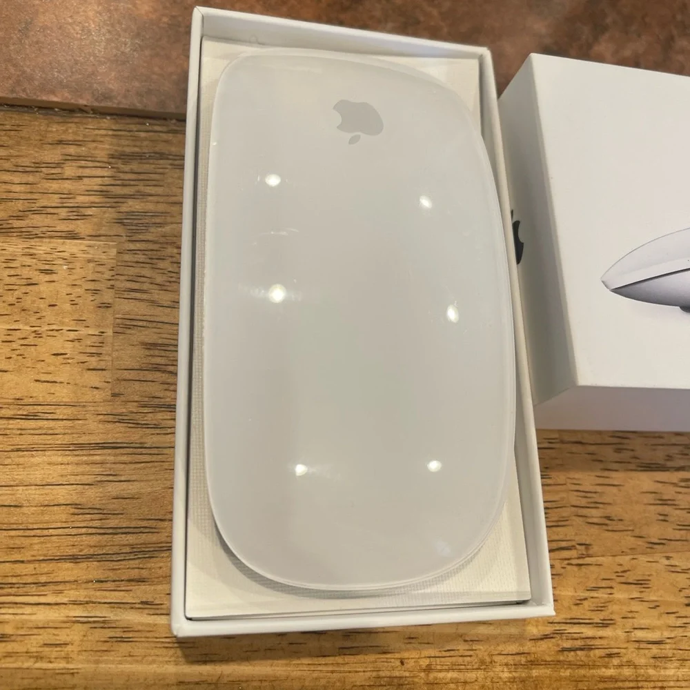 Apple Magic Mouse 2